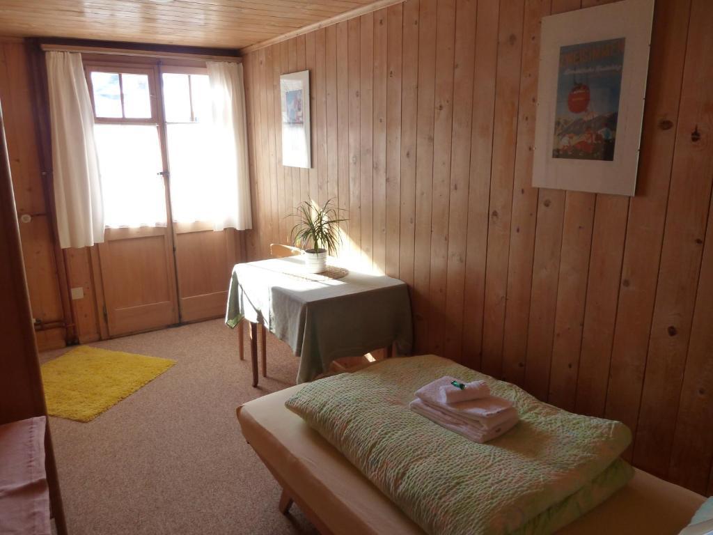 Gasthof Derby Hotel Zweisimmen Habitación foto